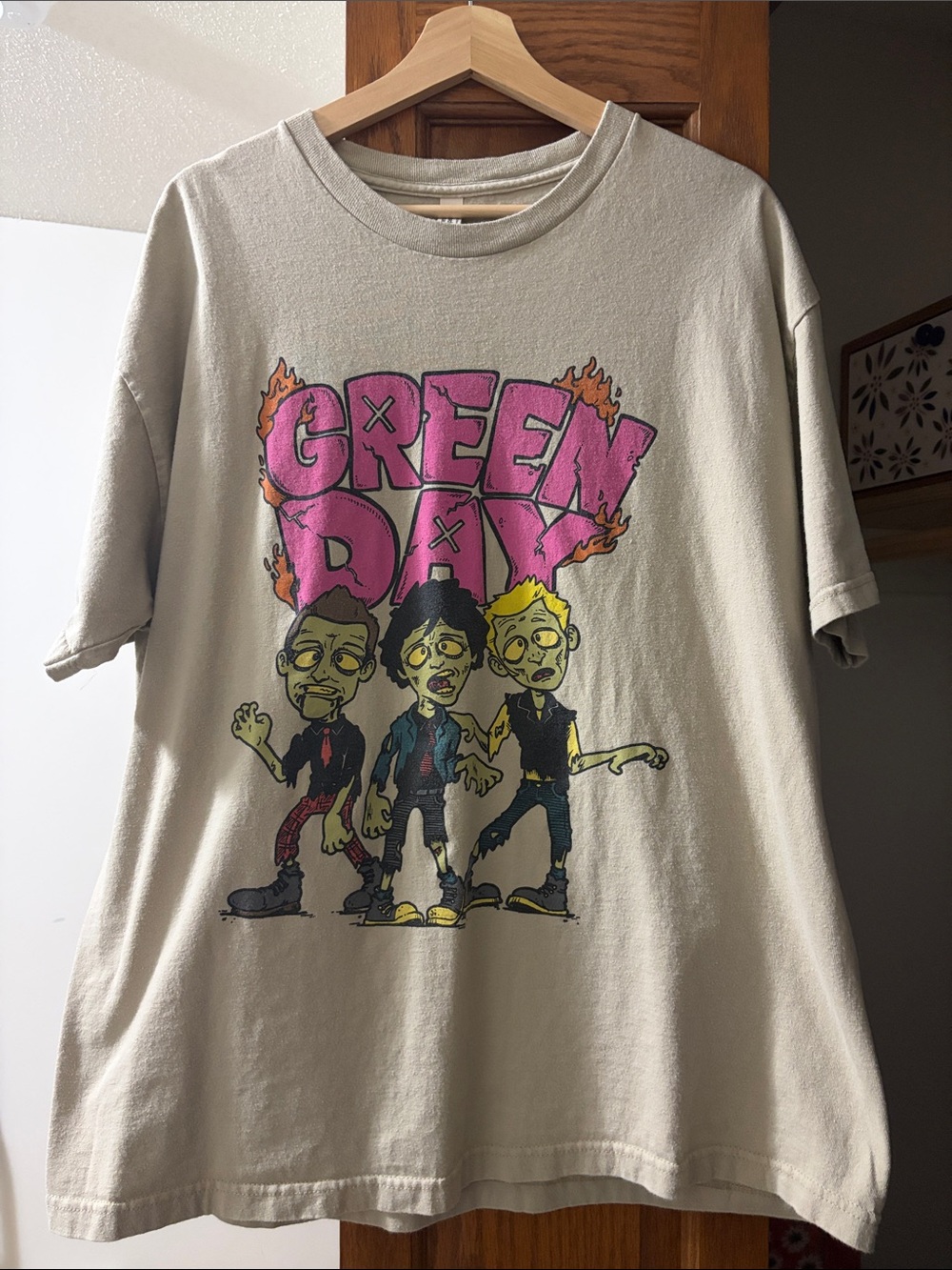 Green Day Concert T-shirt from the Saviors Tour